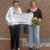 Glück beim Los-Sparen: Simone Siedschlag aus Trappenkamp gewinnt 5.000 Euro