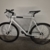 Wem gehört dieses Single-Speed-Bike?