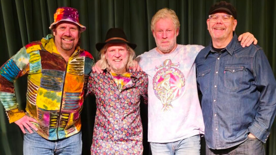 Eine akustische Reise durch die Musik von "The Grateful Dead", Americana und das Songbook der 70er-Jahre, das Generationen geprägt hat