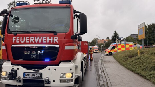 Schwerverletzter Radfahrer nach Verkehrsunfall mit LKW