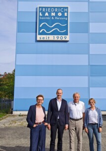 Wenn Quickborn schläft, startet die Logistik: Wirtschaftsförderung zu Gast bei Friedrich Lange