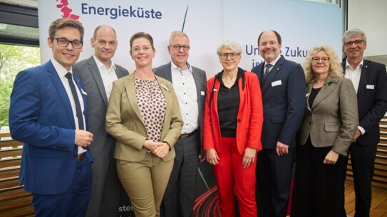 Zukunftsausichten der Verkehrsinfrastruktur an der „Energieküste“ Schleswig- Holsteins