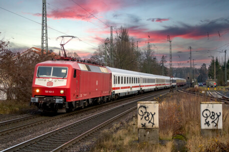 Nikolaus-Sonderzug nach Nürnberg zum Christkindlesmarkt
