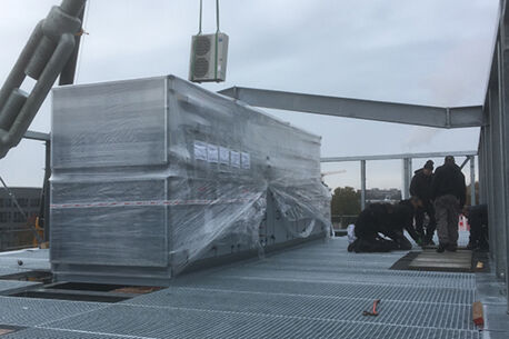 Neue Lüftungsanlage im Gymnasium installiert