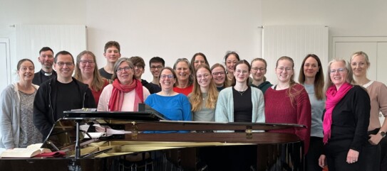 "Cheerful Voices In Concert"