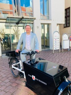 Auto stehen lassen, rauf aufs Rad