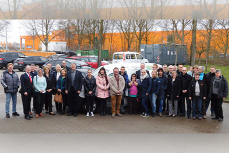 Baubetriebshof erhält neues werbefinanziertes E-Fahrzeug