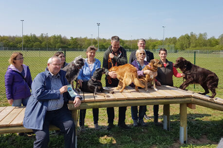 Mach Sitz! – Neuer Hundetrainingsplatz eröffnet
