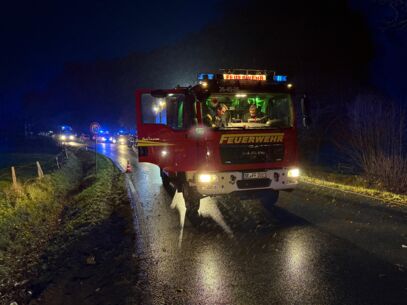 Unfallursache von Feuerwehrfahrzeug mit 9 Verletzten scheinbar geklärt