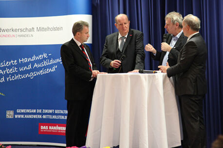 Podiumsdiskussion und Gedächtnistraining