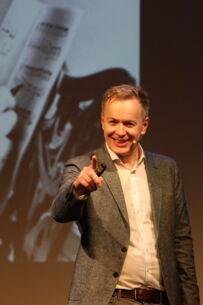 Steffen Möller: Präsident von Polschland im Kleinen Theater