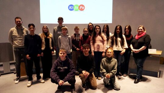 Neu aufgestelltes KiJuPa startet durch – und wirbt für den Jugendfördertopf