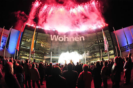 Moonlight-Shopping mit Höhenfeuerwerk