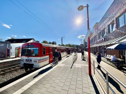 AKN nimmt Fahrt in Quickborn wieder auf