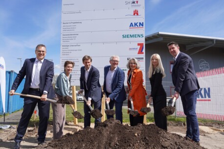 Spatenstich in Kaltenkirchen: Neues Umrichterwerk für die künftige S5