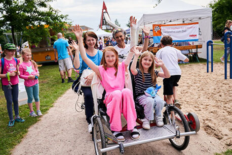 Großes Sommerfest für inklusive Spielplätze im Frederikspark
