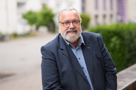 Pastor 007 mit der Mission Ruhestand