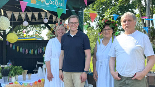 Sommer, Sonne satt beim Mittsommerfest