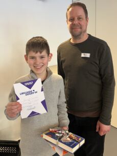 Bennet Smailus von der Jürgen-Fuhlendorf-Schule in Bad Bramstedt ist bester Vorleser