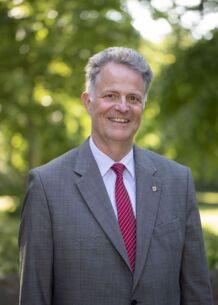 Landrat unterstützt Haus- und Straßensammlung der Kriegsgräberfürsorge