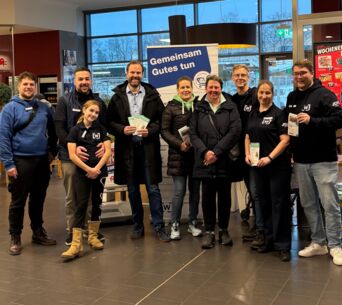 120 Kisten Lebensmittel für die Tafel Kaltenkirchen