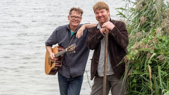 Leeder un Geschichten op Platt mit Matthias Stührwoldt und Achim Schnoor