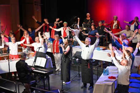 Holstein-Chor feierte 75-jähriges Bestehen mit Jubiläumsshow
