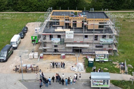 Aus Alt mach Neu: Erfolgsgeschichte der CH OLEOCHEMICALS GmbH im EQ Businesspark nimmt schneller als erwartet Gestalt an