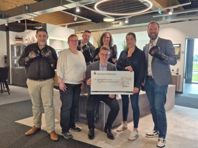 elements unterstützt soziales Boxprojekt mit 1500 Euro