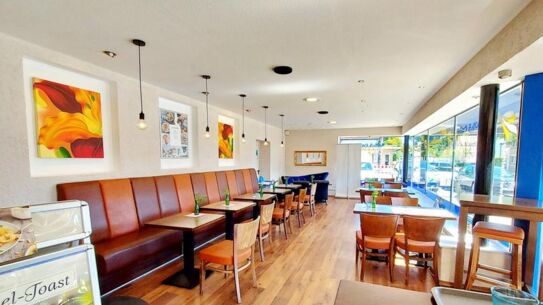 * 9% Rendite * Das rechnet sich * Zinshaus mit 2 Wohneinheiten und einer Gewerbeeinheit in geschäftlicher Bestlage!