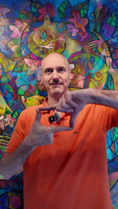 Jan Menssen aus Norderstedt lebt Kunst