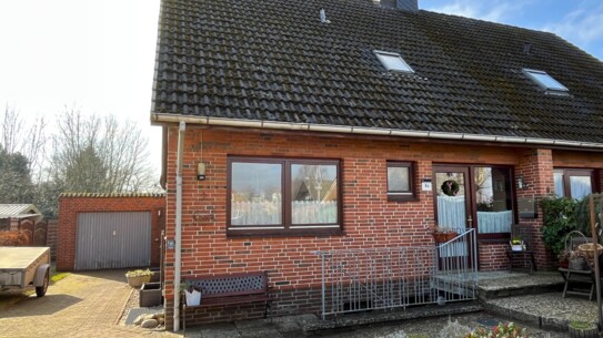Familienfreundliches Zuhause mit Garage in idyllischer Dorflage