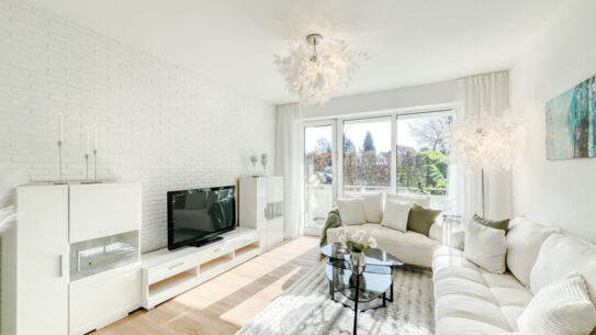 Sofort bezugsfertig!
Frisch renovierte Eigentumswohnung in HH-Langenhorn