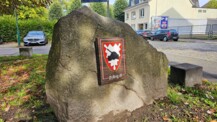 Gedenktafel erinnert an Neumünsters Geschichte als Garnisonsstadt