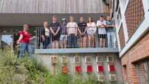 Naturschutz zum Anfassen: Achtklässler bauen Insektenhotels für den WortOrt
