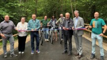 Neuer Radweg zwischen Negernbötel und Hamdorf offiziell freigegeben