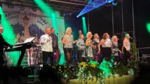 Stimmgewaltiges Heimspiel trotz Dauerregens- Soateba beim European Peoples' Festival