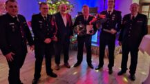 Von 10 bis 50 Jahren: Quickborner Feuerwehr ehrt langjährige Kameraden
