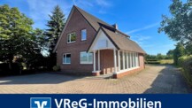 Hamburg-Kirchwerder: Einfamilienhaus mit Anbau, Einliegeroption & großem Grundstück im Grünen