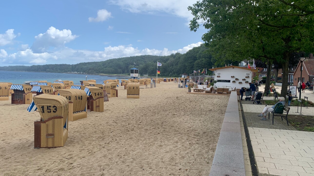 Ein Bummel am Heikendorfer Strand ist eine schnelle Reise wert!