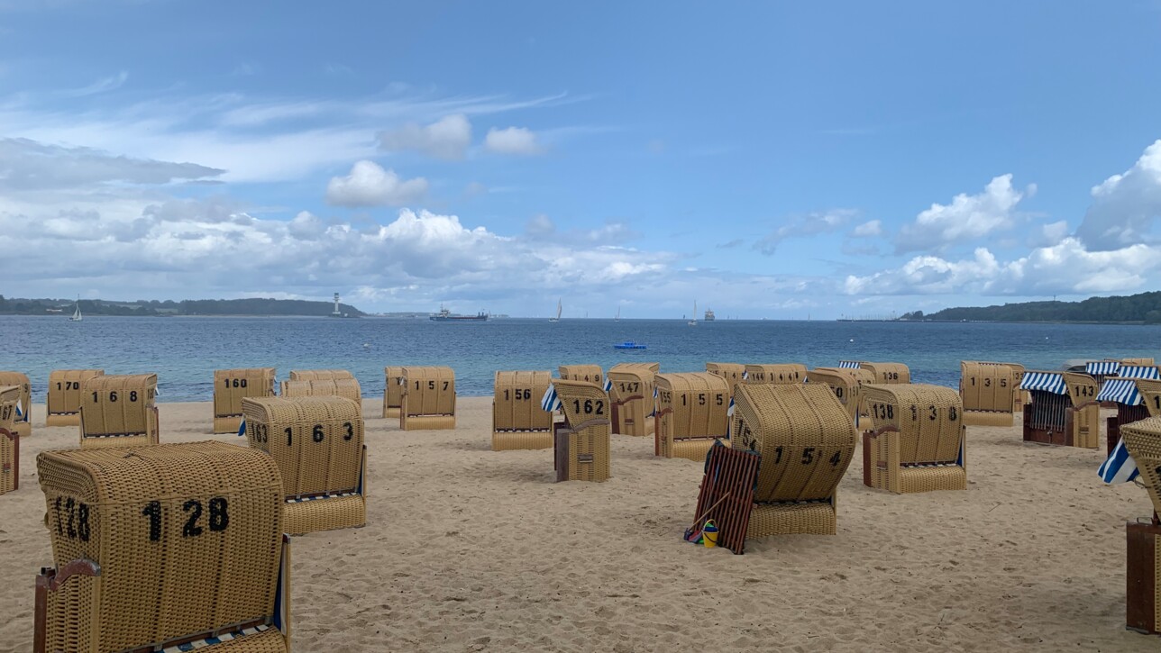 Ein Bummel am Heikendorfer Strand ist eine schnelle Reise wert!