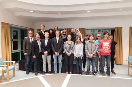 Kandidaten für die Wahl der Jugendstadtvertretung