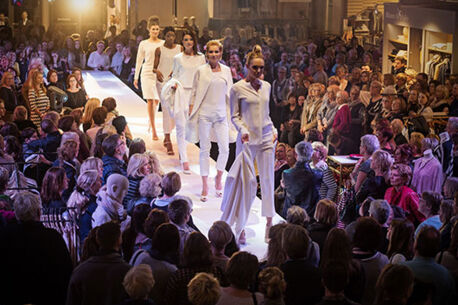 1000 Gäste stimmten sich aufs Frühjahr ein