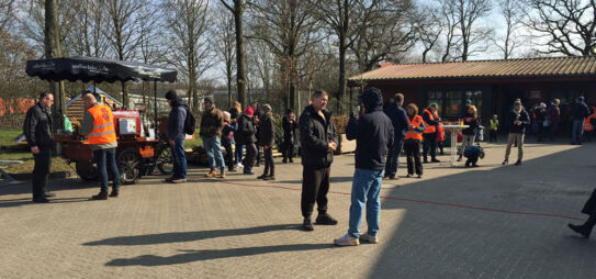 Rund 70 Teilnehmende beim „Frühjahrsputz“ in Kaltenkirchen