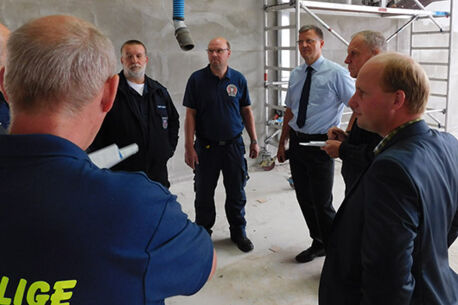 Fertigstellung und Übergabe der neuen Feuerwache