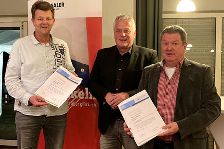 Ehrennadeln für bemerkenswerte Leistungen