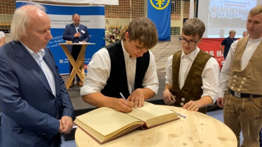 Einschreibungsfeier: 730 neue Lehrlinge für den Kreis Segeberg und Neumünster