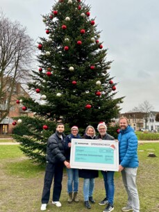 Spende der Firma Novapor für das Weihnachtshilfswerk