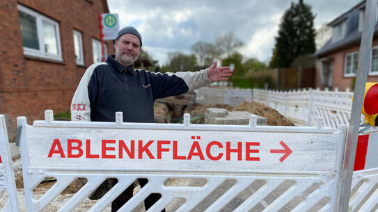 Ablenkfläche für die Storchenkolonie: "Gefahr erkannt. Gefahr nicht gebannt!"