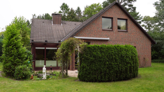 Einfamilienhaus mit Einliegerwohnung in Kaltenkirchen